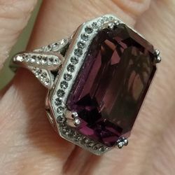 New Very Nice Swarovski Crystal Ring In Sterling Silver!