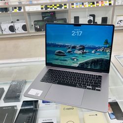 MacBook Air M3 16gb Ram 256gb SSD 