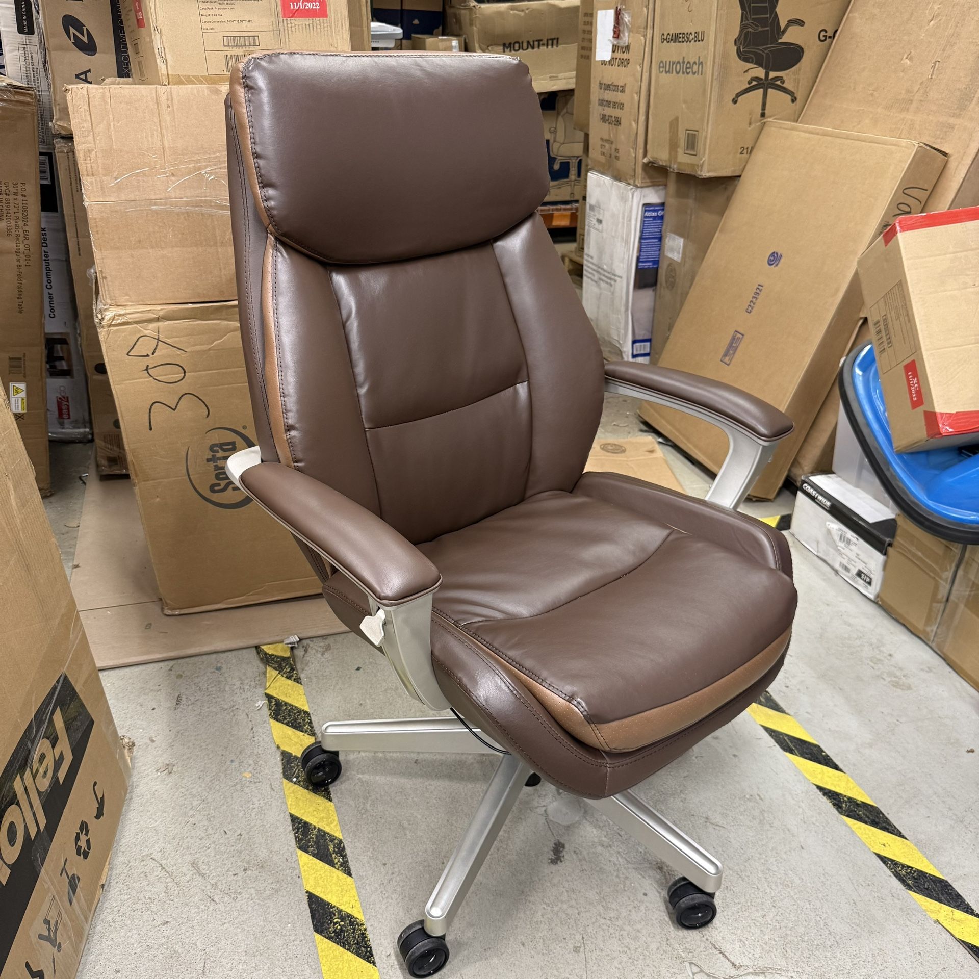 La-Z-Boy Alton Ergonomic Bonded Leather Swivel Executive Chair, Brown