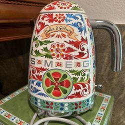 Dolce And Gabbana * Smeg ( Electric Kettle)