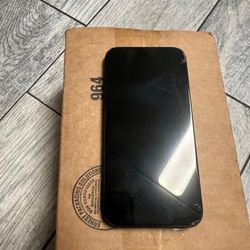 Apple iPhone 16 Plus - 128GB - Black (Unlocked) - Good Condition Has Scratch