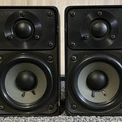 Optimus Pro 7AV Bookshelf Speakers 