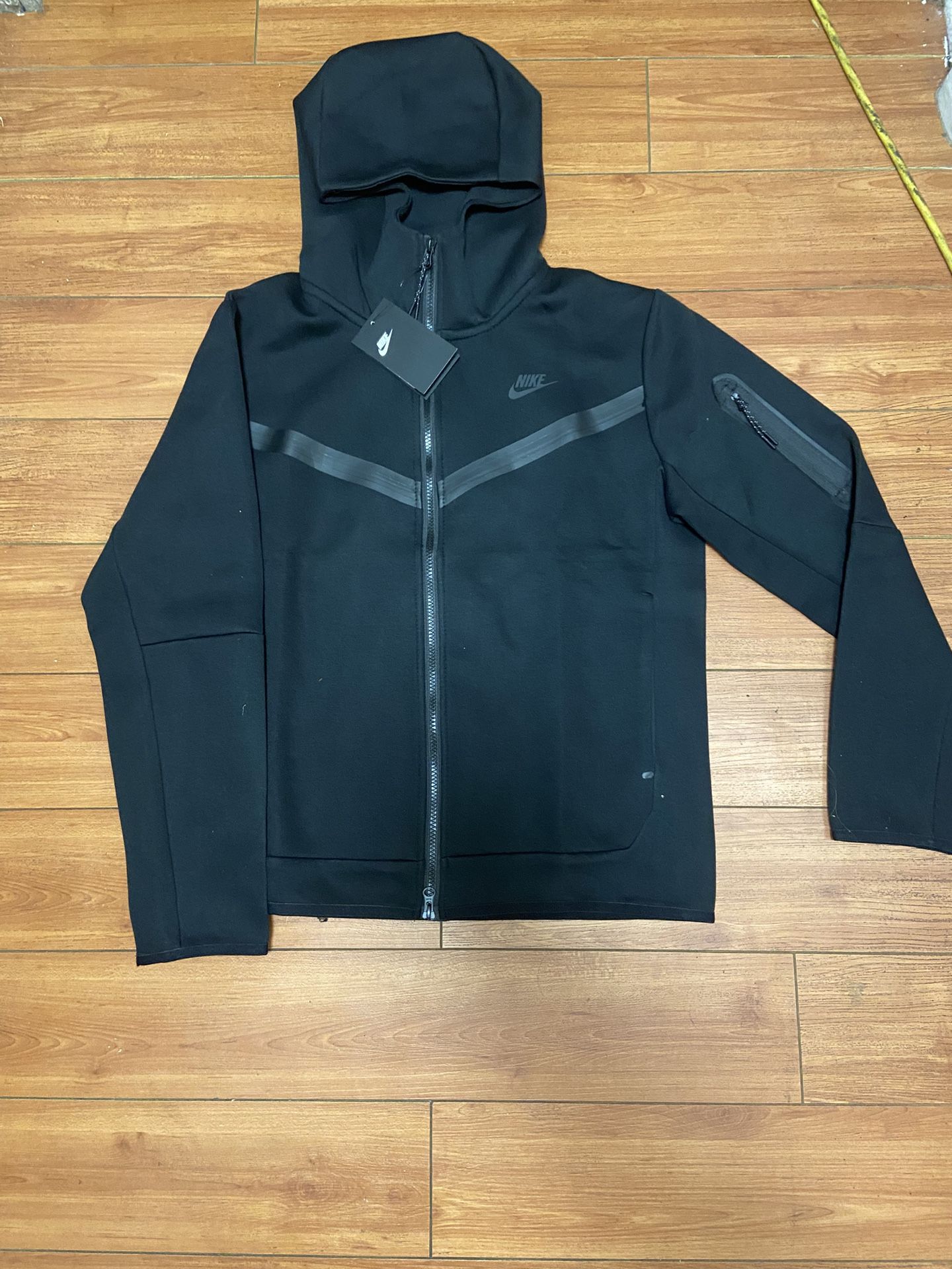 Nike tech fleece zip up