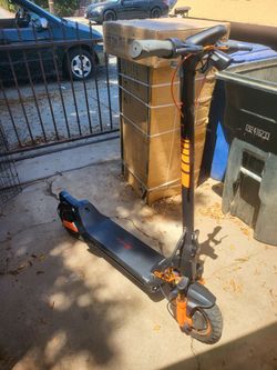 Cunfon Dual Motor Electric Scooter 32mph 2400w peak