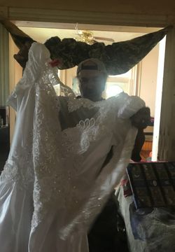 Wedding dress not used size 20 brand new