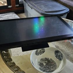 10 Point Touch Screen Monitor. Pd. 500 00