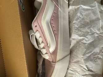 Knu skool pink vans