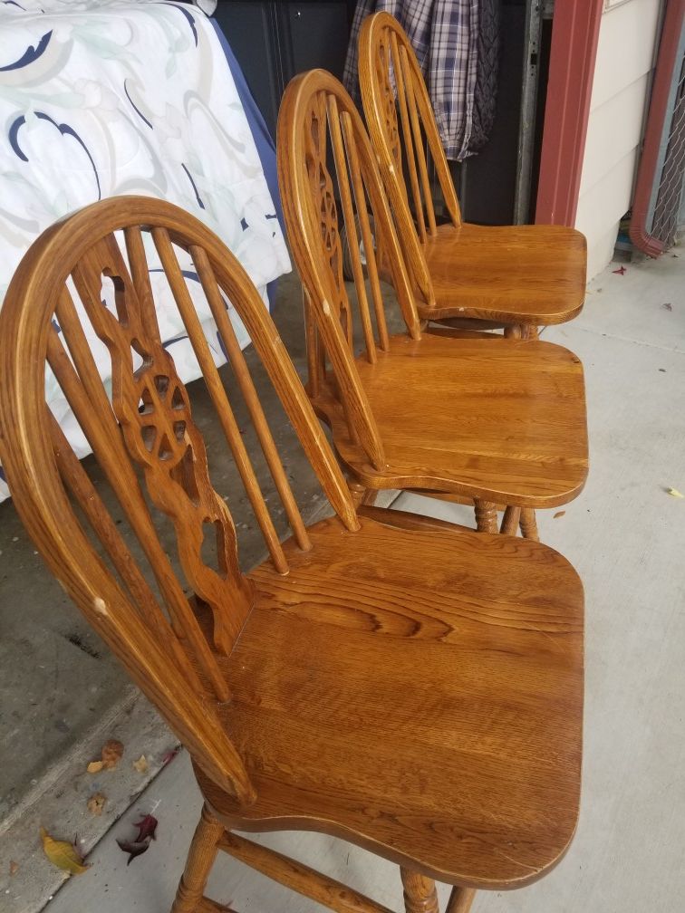 FREE wooden stools