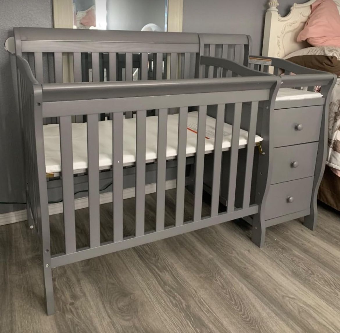 Convertible Crib And Changer