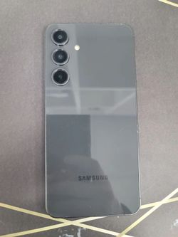 Galaxy S24 FE 6.7" (Unlocked) 128GB Graphite - 90 day warranty included!