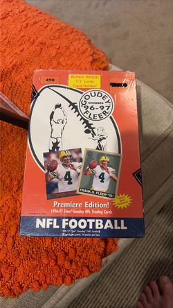 Fleer 1996-97 Goudey Premiere Edition NFL Football Trading Cards Sealed Box