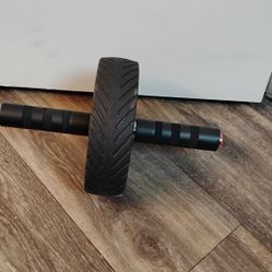 Ab Roller Wheel with Comfort Foam Grips, Abdominal Core Exercise Equipment Trainer for Home Gym Workout, Black