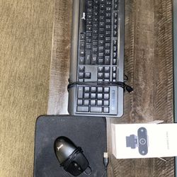 Computer accessories NEED GONE TODAY BEST OFFER