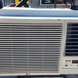 Window A/C Unit Cooling And Heating LG Model LW1214HR
