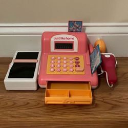 Toy Cash Register Makes Noise Doesn’t Have Cover For Batteries 