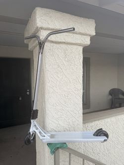 Custom pro scooter
