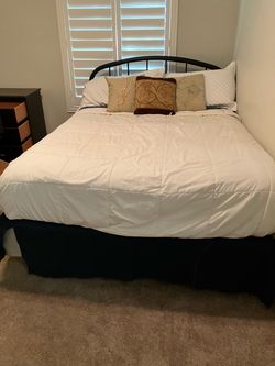 Queen Bed