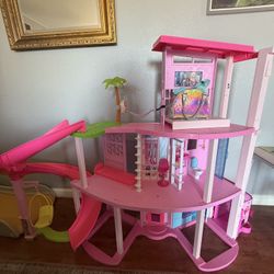 Barbie Dream house Pool Party 