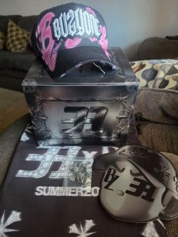 31 hats x baez