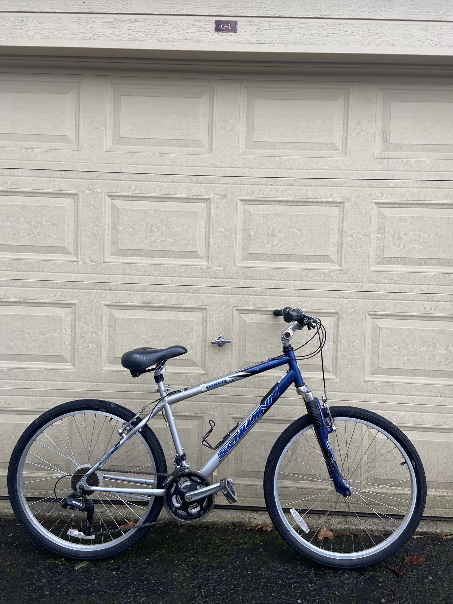 Schwinn Sierra Sport Bike – 26” Wheels, 21-Speed Bicycle