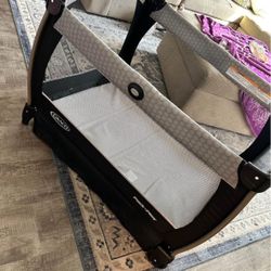 Graco Pack-n-Play