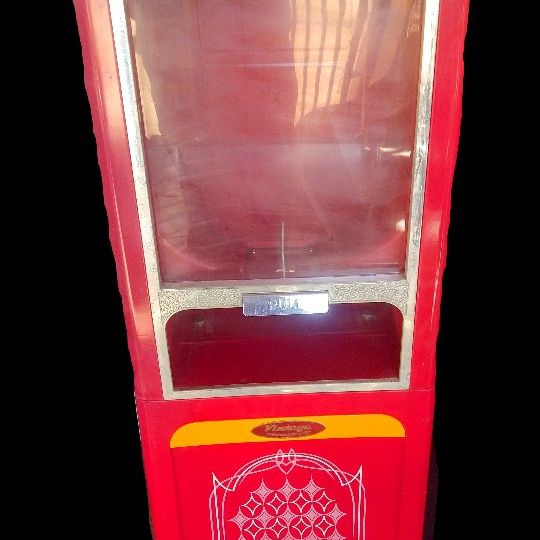 Vintage Light Up Popcorn And Candy Machine for Sale in Port St. Lucie, FL -  OfferUp