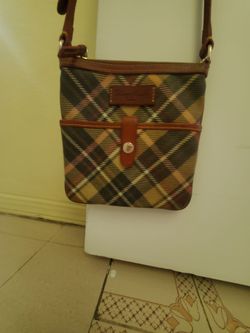Dooney & Bourke purse