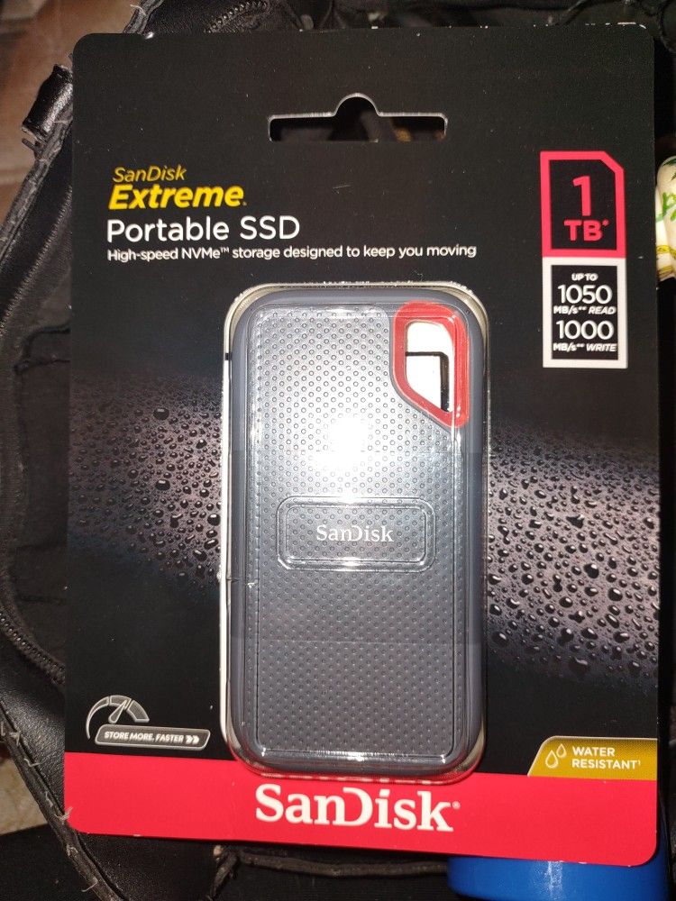 San Disk 1TB Portable SSD