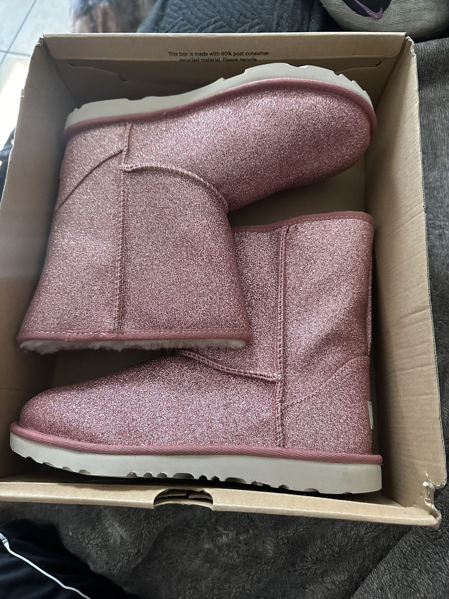 Uggs kids 6