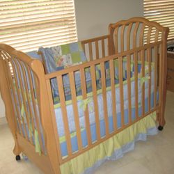 Crib And Youth Bed