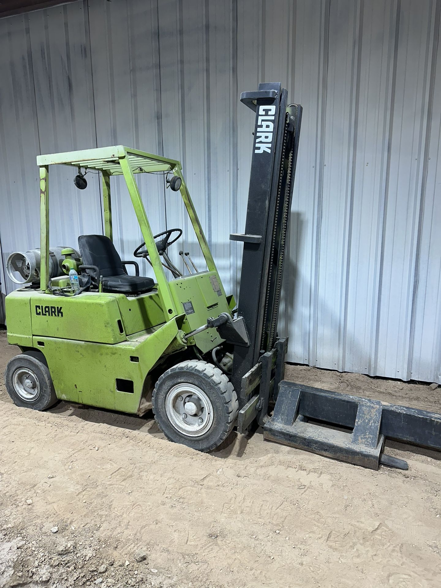 Clark Forklift