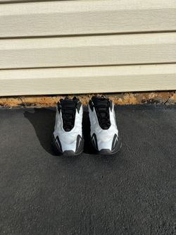 Yeezy Blue Tint Sz 11