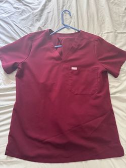 Women’s scrubs