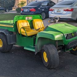 John Deere Gator