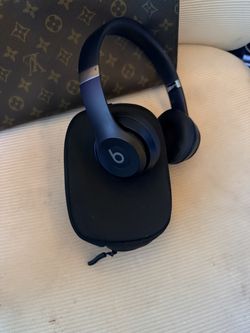 Beats Solo 4