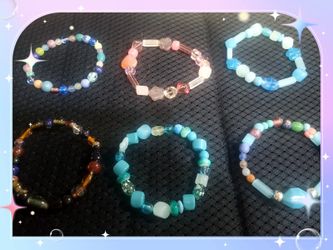 Beautiful Natural Stone And Crystal Beaded Braclets