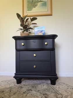 STUNNING STANLEY FURNITURE NIGHTSTAND — REFINISHED