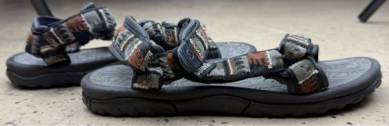Teva Sandals woman’s 9