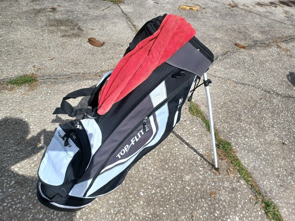 Top-flight Golf Bag Like New - $40 FIRM 