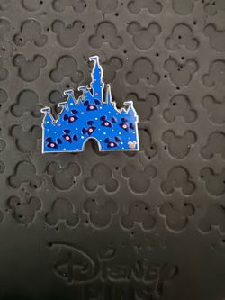 Mickey Hat Castle Hidden Disney 2025 Pin