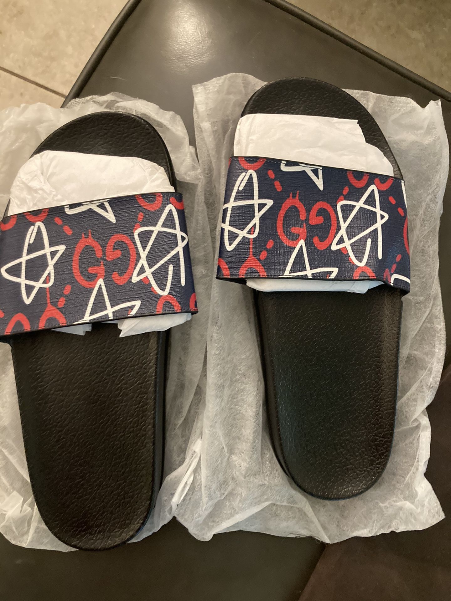 GUCCI SLIDES (Size 10) - NEW