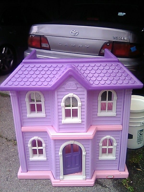 Rare Vintage Little Tikes Barbie Dollhouse for Sale in San Rafael, CA