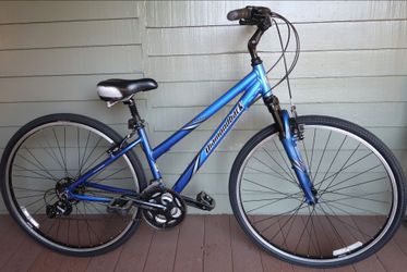 Diamondback Edgewood Comfort Bicycle (Premium Condition)