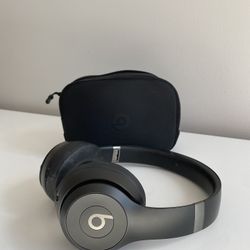 Beats Solo4 Wireless Headphones - Black