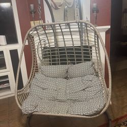 Double Hanging Swing