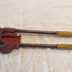 Whitney Hand Held Hole Punch Great Condition 3/8