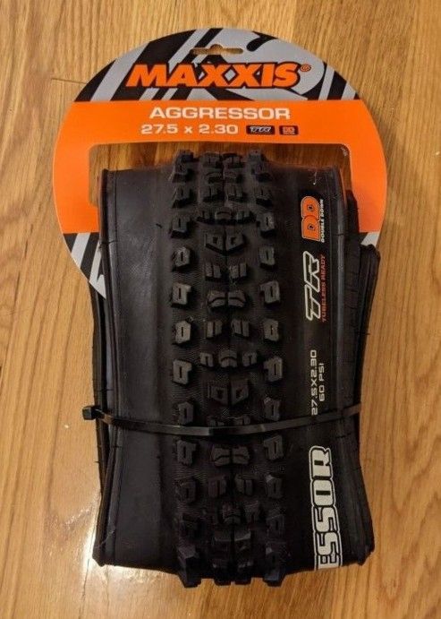 Maxxis Aggressor Mountain Bike Tire (27.5 x 2.30)