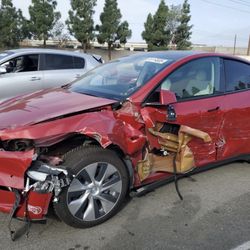 2022 Tesla Model Y Dual Motor Long Range SUV