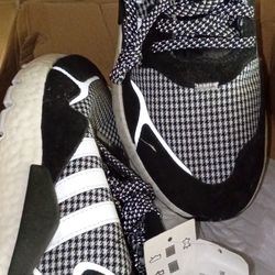 Adidas Men Shoes 