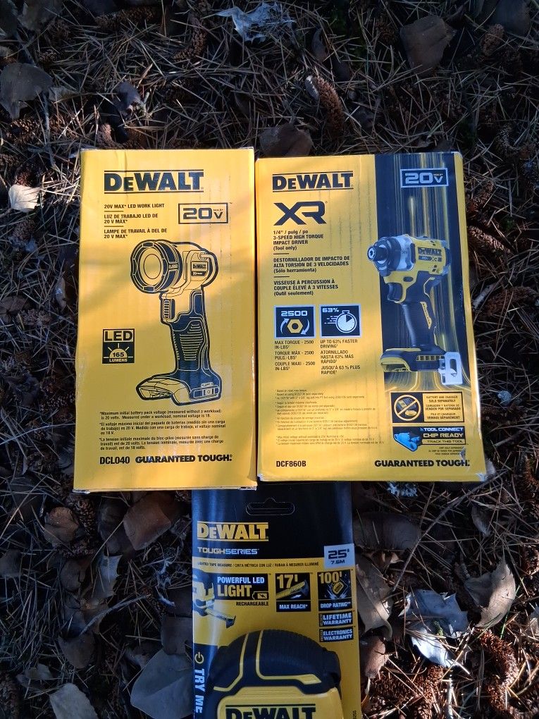 Dewalt 20v Max XR 1/4" 3-speed High Torque Impact Driver & 20v Max Light+LED Tape Measure